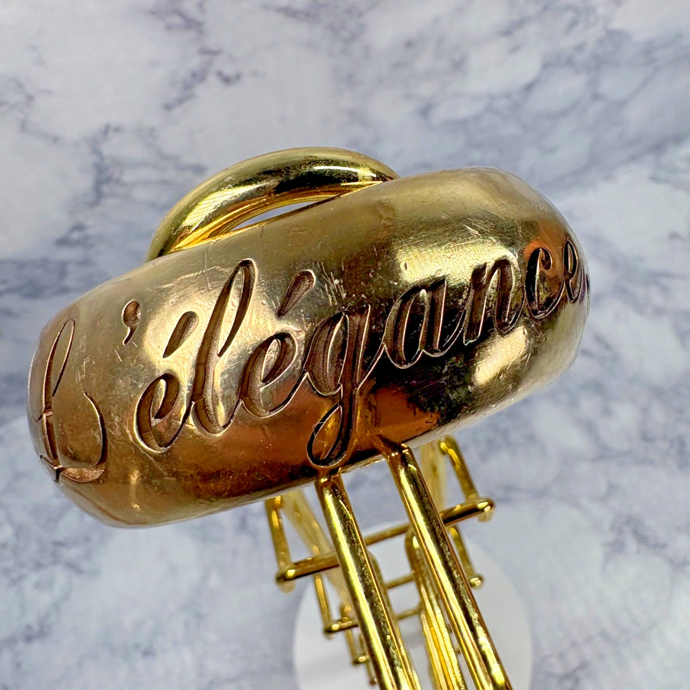 2007 CHANEL "L'Elegance C'est La Ligne" Gold Bracelet Authentic Luxury Bangle